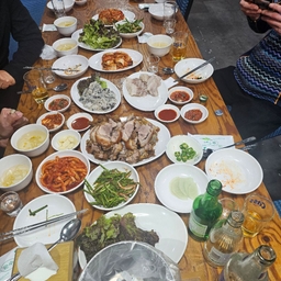 피드에 업로드 된 이미지