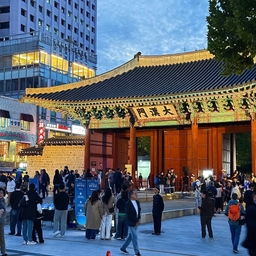 피드에 업로드 된 이미지