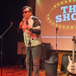 피드에 업로드 된 이미지