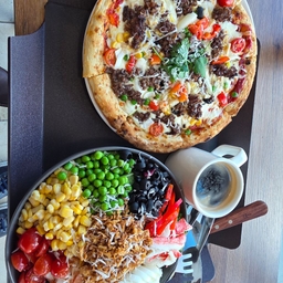 피드에 업로드 된 이미지