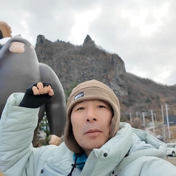 피드에 업로드 된 이미지