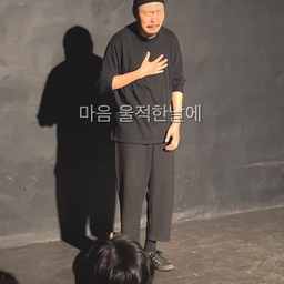 피드에 업로드 된 이미지