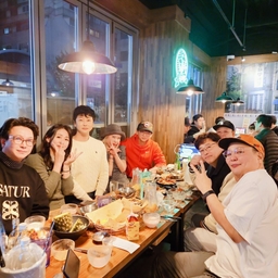 피드에 업로드 된 이미지