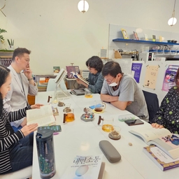 피드에 업로드 된 이미지