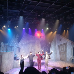 피드에 업로드 된 이미지