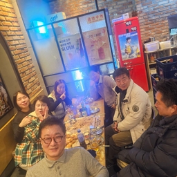 피드에 업로드 된 이미지