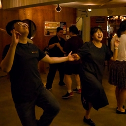 피드에 업로드 된 이미지