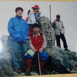 피드에 업로드 된 이미지