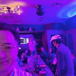 피드에 업로드 된 이미지