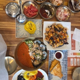 피드에 업로드 된 이미지