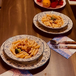 피드에 업로드 된 이미지