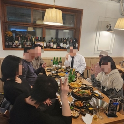 피드에 업로드 된 이미지