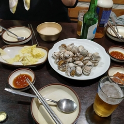 피드에 업로드 된 이미지