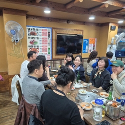 피드에 업로드 된 이미지