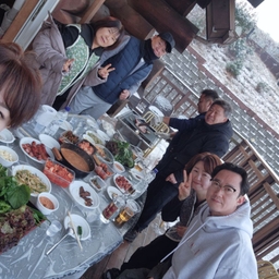 피드에 업로드 된 이미지