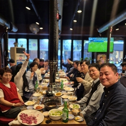 피드에 업로드 된 이미지