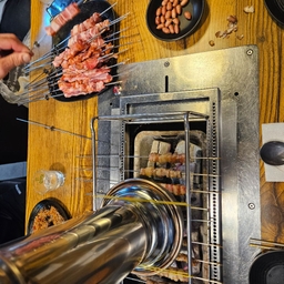 피드에 업로드 된 이미지