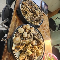 피드에 업로드 된 이미지