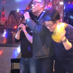 피드에 업로드 된 이미지