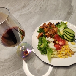 피드에 업로드 된 이미지