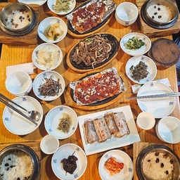 피드에 업로드 된 이미지