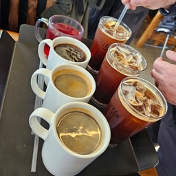 피드에 업로드 된 이미지