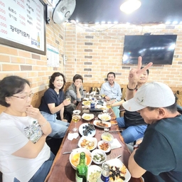 피드에 업로드 된 이미지