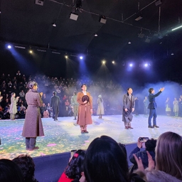 피드에 업로드 된 이미지