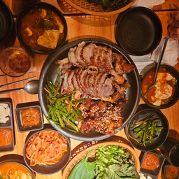 피드에 업로드 된 이미지