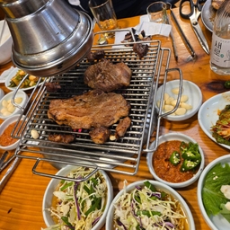 피드에 업로드 된 이미지