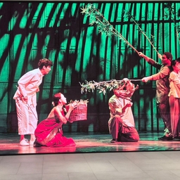 피드에 업로드 된 이미지