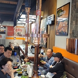 피드에 업로드 된 이미지
