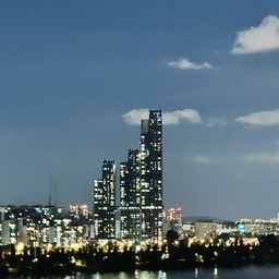 피드에 업로드 된 이미지