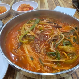 피드에 업로드 된 이미지