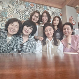 피드에 업로드 된 이미지