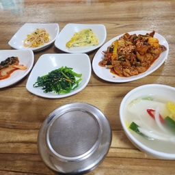 피드에 업로드 된 이미지