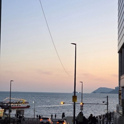 피드에 업로드 된 이미지