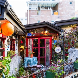 피드에 업로드 된 이미지