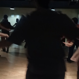 피드에 업로드 된 이미지