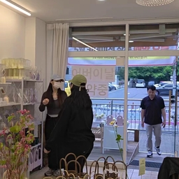피드에 업로드 된 이미지