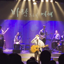 피드에 업로드 된 이미지