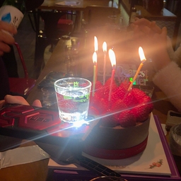 피드에 업로드 된 이미지