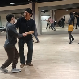 피드에 업로드 된 이미지