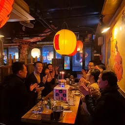 피드에 업로드 된 이미지