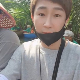 피드에 업로드 된 이미지