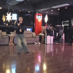 피드에 업로드 된 이미지