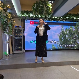 피드에 업로드 된 이미지