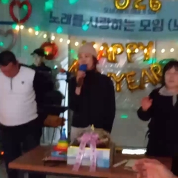 피드에 업로드 된 이미지