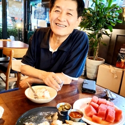 피드에 업로드 된 이미지