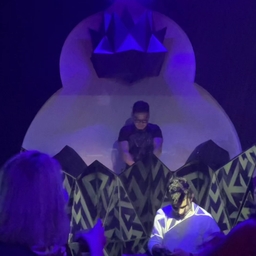 피드에 업로드 된 이미지